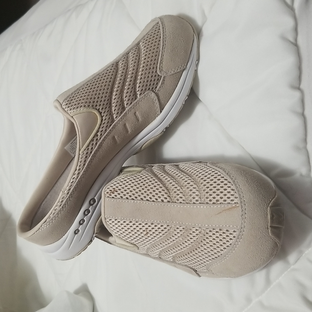EASY SPIRIT SLIP-ONS WOMEN SIZE 7.5